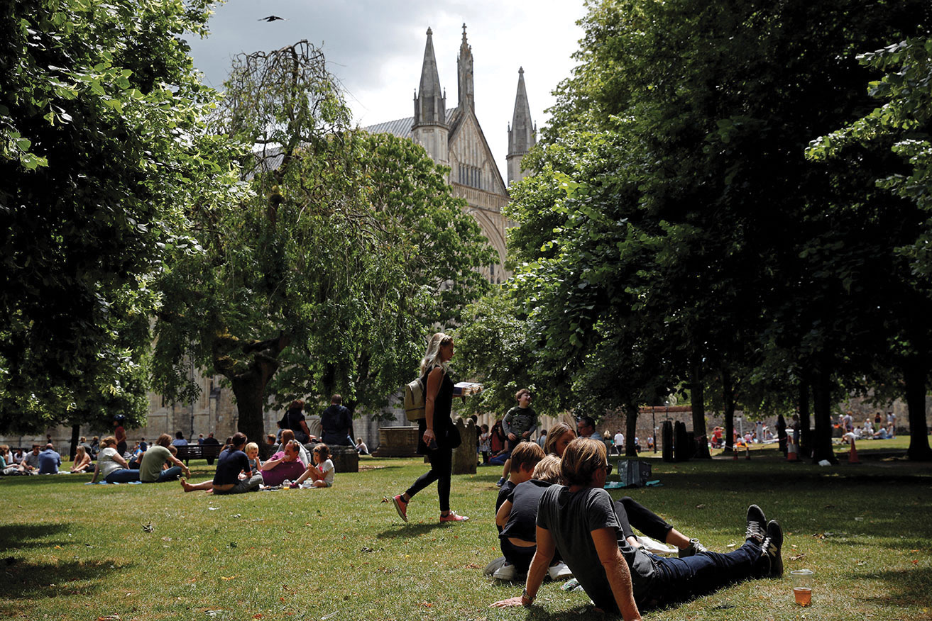 Royaume-Uni: le prestigieux collège de Winchester va s'ouvrir aux filles