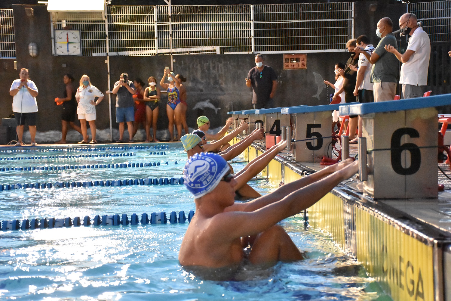 Un retour dans les bassins tonitruant