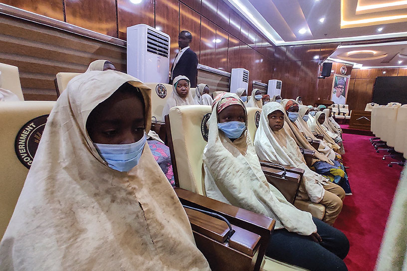 Nigeria: libération de centaines d'adolescentes enlevées vendredi dans le nord-ouest