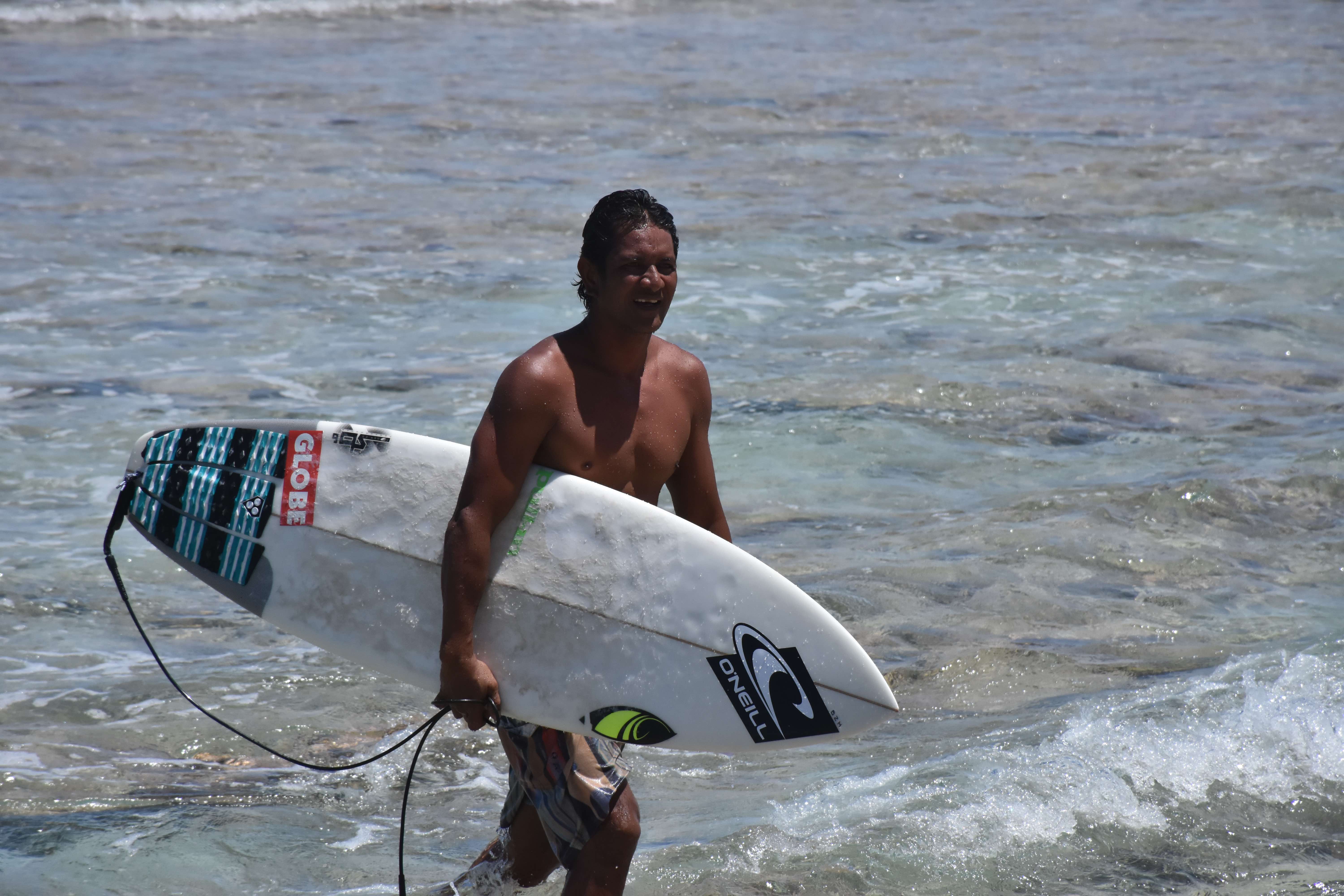 Heiarii Willliams grâce à un superbe tube a obtenu la belle note de 9.83.