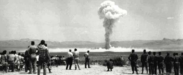 Explosion à Maralinga. A l’époque, on venait voir le spectacle, car c’en était un. Il s’agissait d’être plus fort encore que les Soviétiques et que les Chinois.