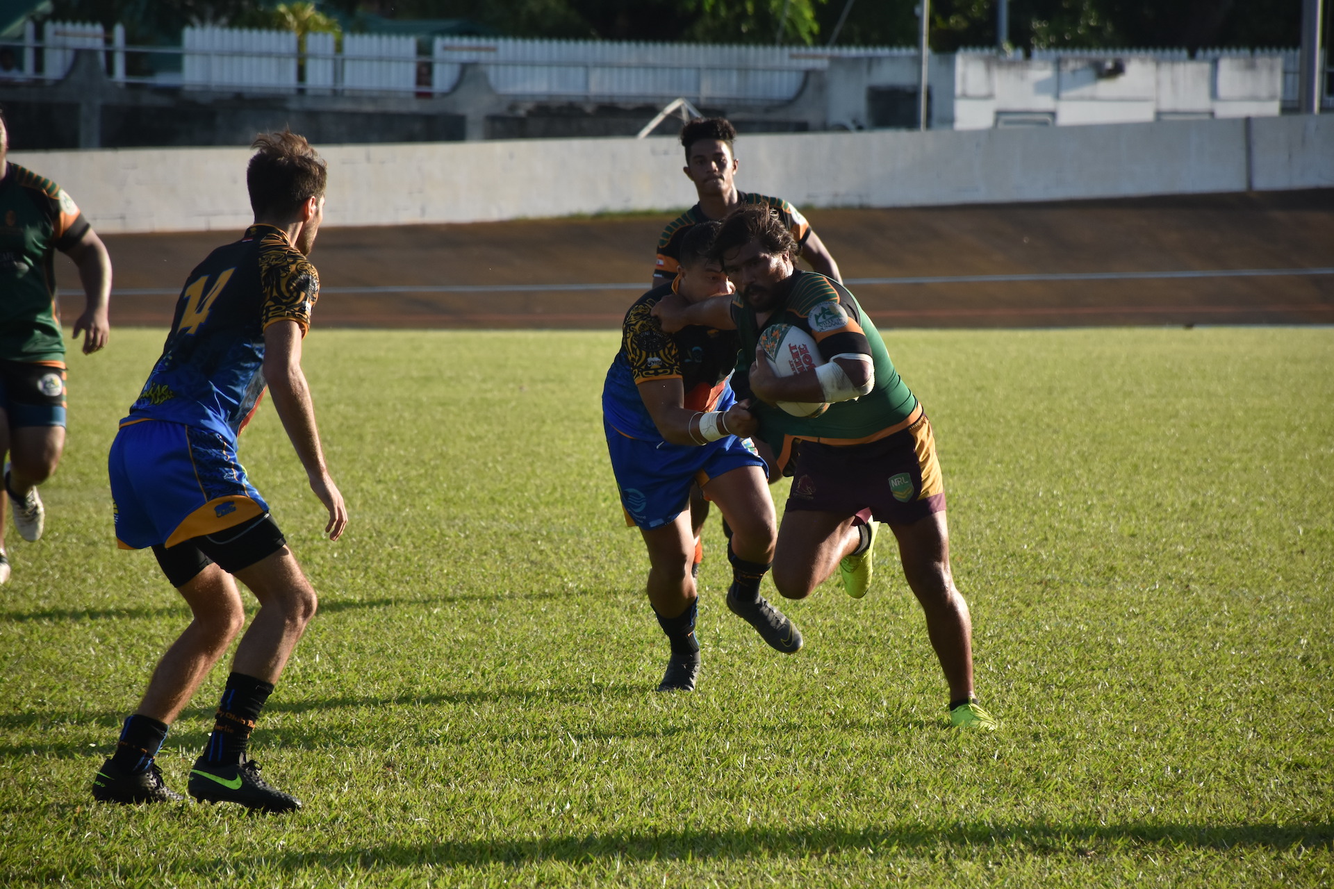 Si les avants de Punaauia ont été en souffrance, les lignes arrières elles ont été virevoltantes.