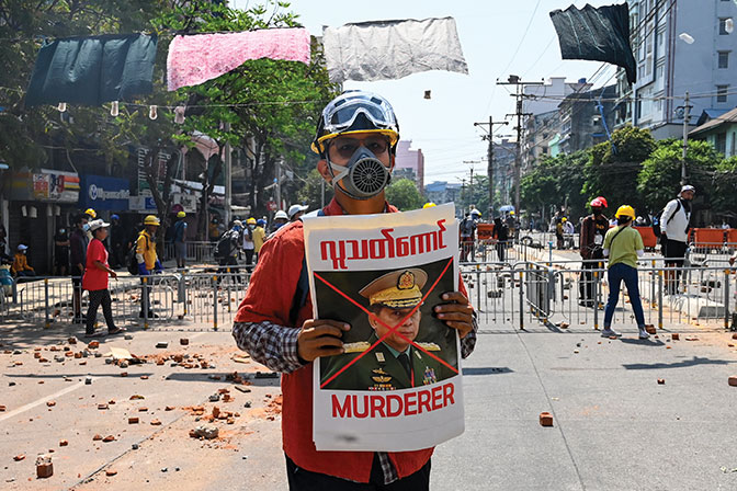 Birmanie : manifestations rapidement dispersées au lendemain d'un raid des forces de sécurité