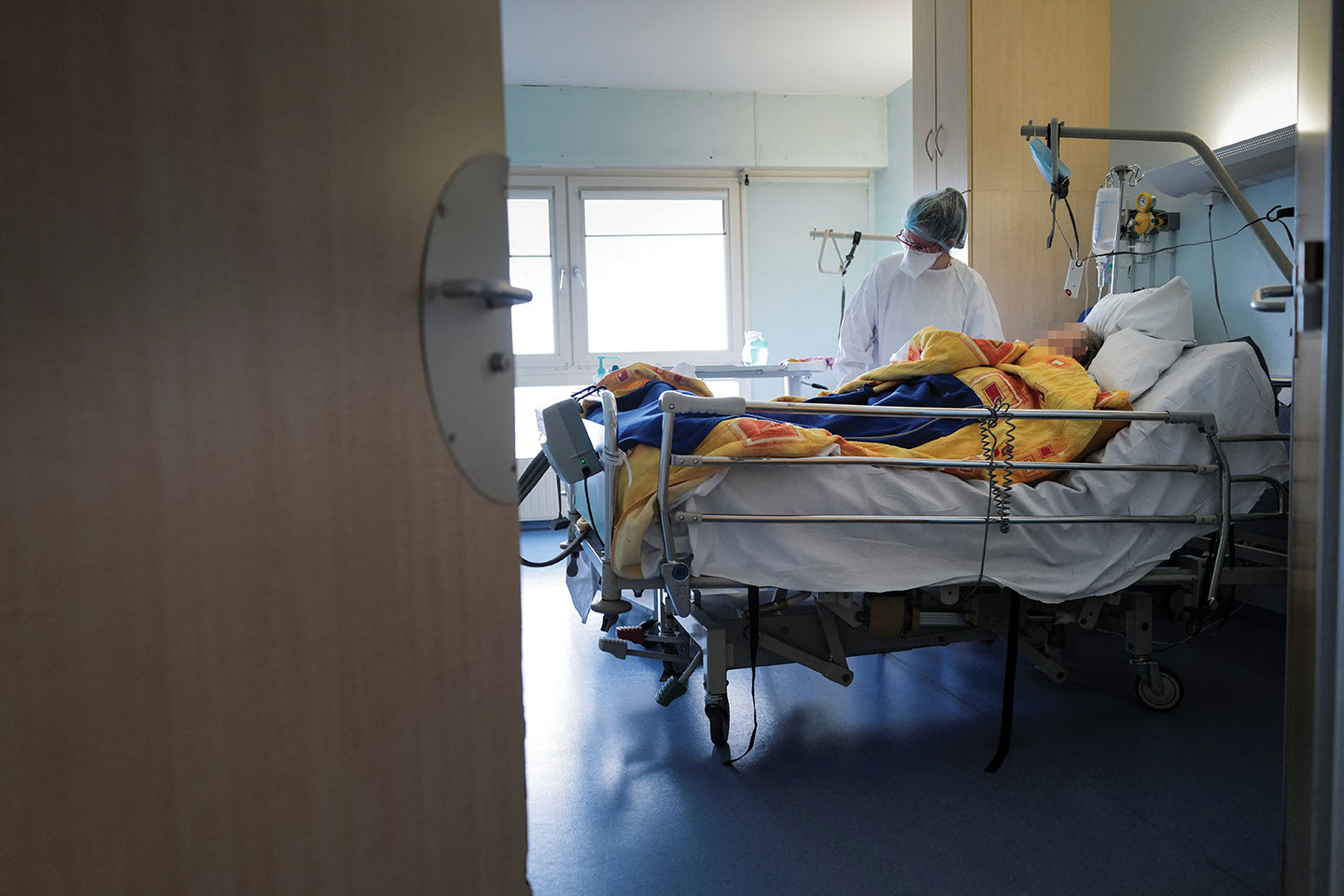 Covid: au moins 3.000 infirmières et infirmiers décédés, la profession en danger alerte la fédération internationale