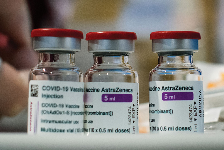 Covid-19 : il n'y a pas de raison de ne pas vacciner avec l'AstraZeneca (OMS)