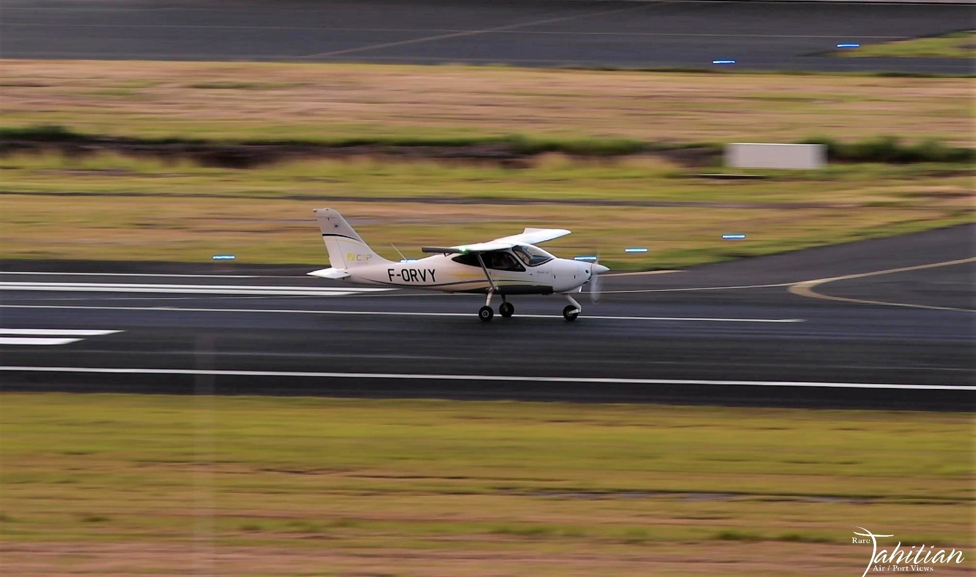 (Photo : FB Rare Tahitian Air/Port Views)