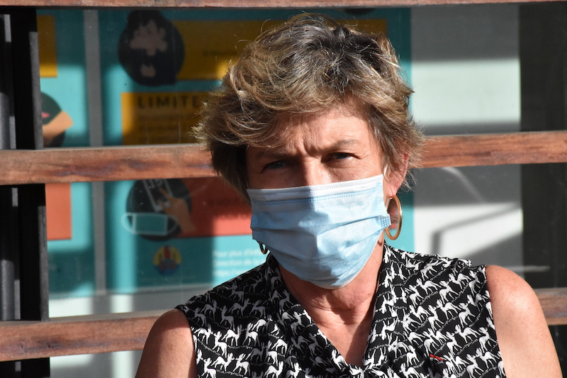 La directrice de la Santé vers le Fare tama hau