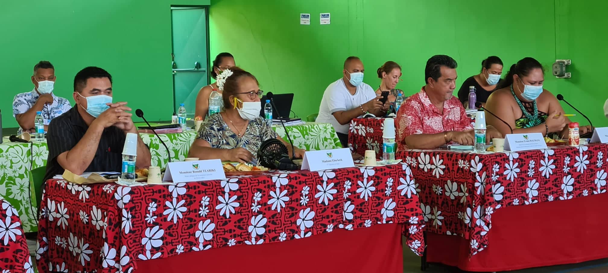 Des élus et des dettes à Moorea