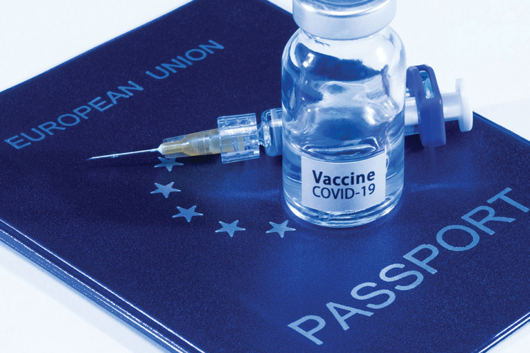 Etats-Unis: la polémique enfle autour de l'idée d'un "passeport vaccinal"