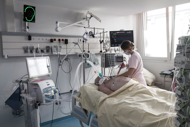 Covid: un ancien patient sur trois souffre de problèmes psychologiques ou neurologiques ultérieurs