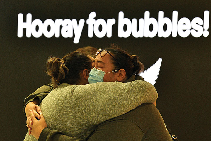 Virus: vive émotion pour le lancement de la "bulle" entre l'Australie et la Nouvelle-Zélande