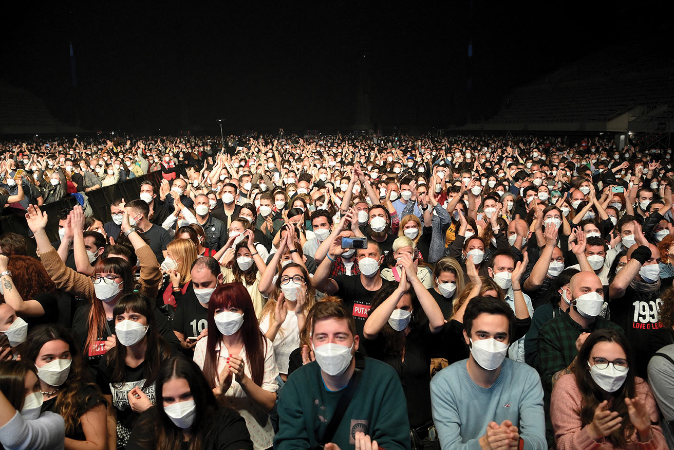 "Aucun signe" de contagion, selon les organisateurs d'un concert-test à Barcelone