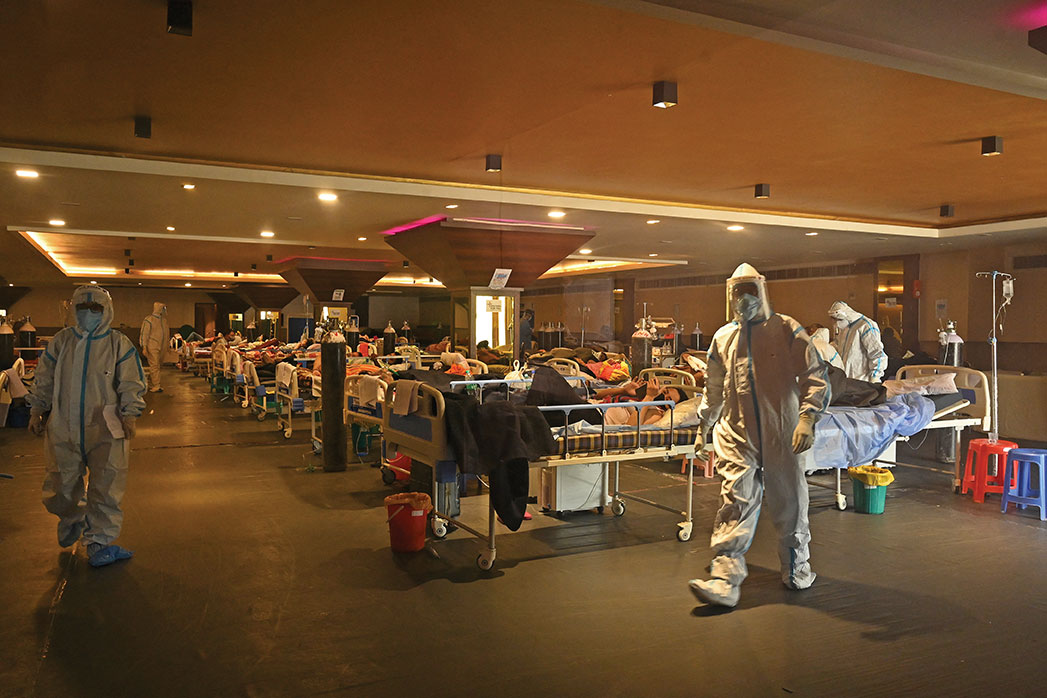 Inde: 3.645 décès du Covid-19 en 24 heures, un nouveau record