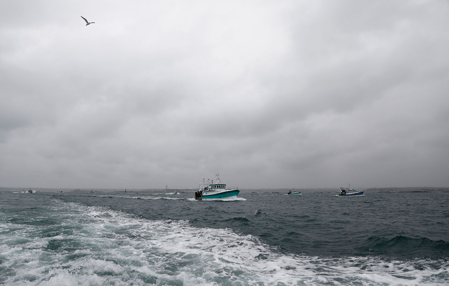 Pêche post-Brexit: démonstration de force des pêcheurs français devant Jersey