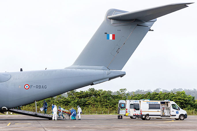 Sous tension hospitalière, la Guyane reprend les évacuations sanitaires