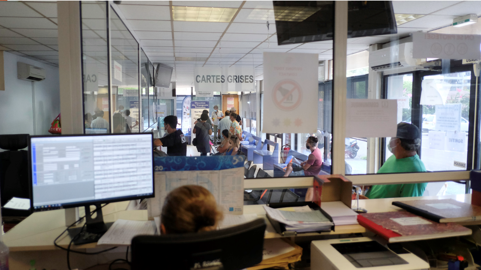 Les cartes grises bientôt en ligne