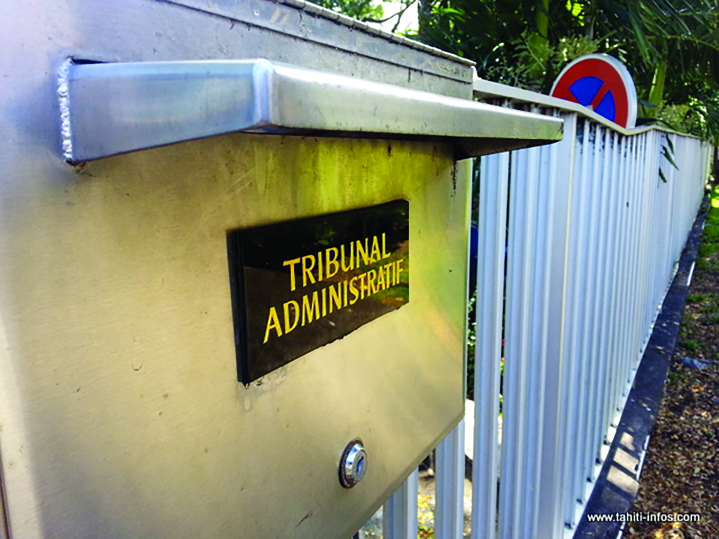 ​Indemnités bancales à Papara et Huahine