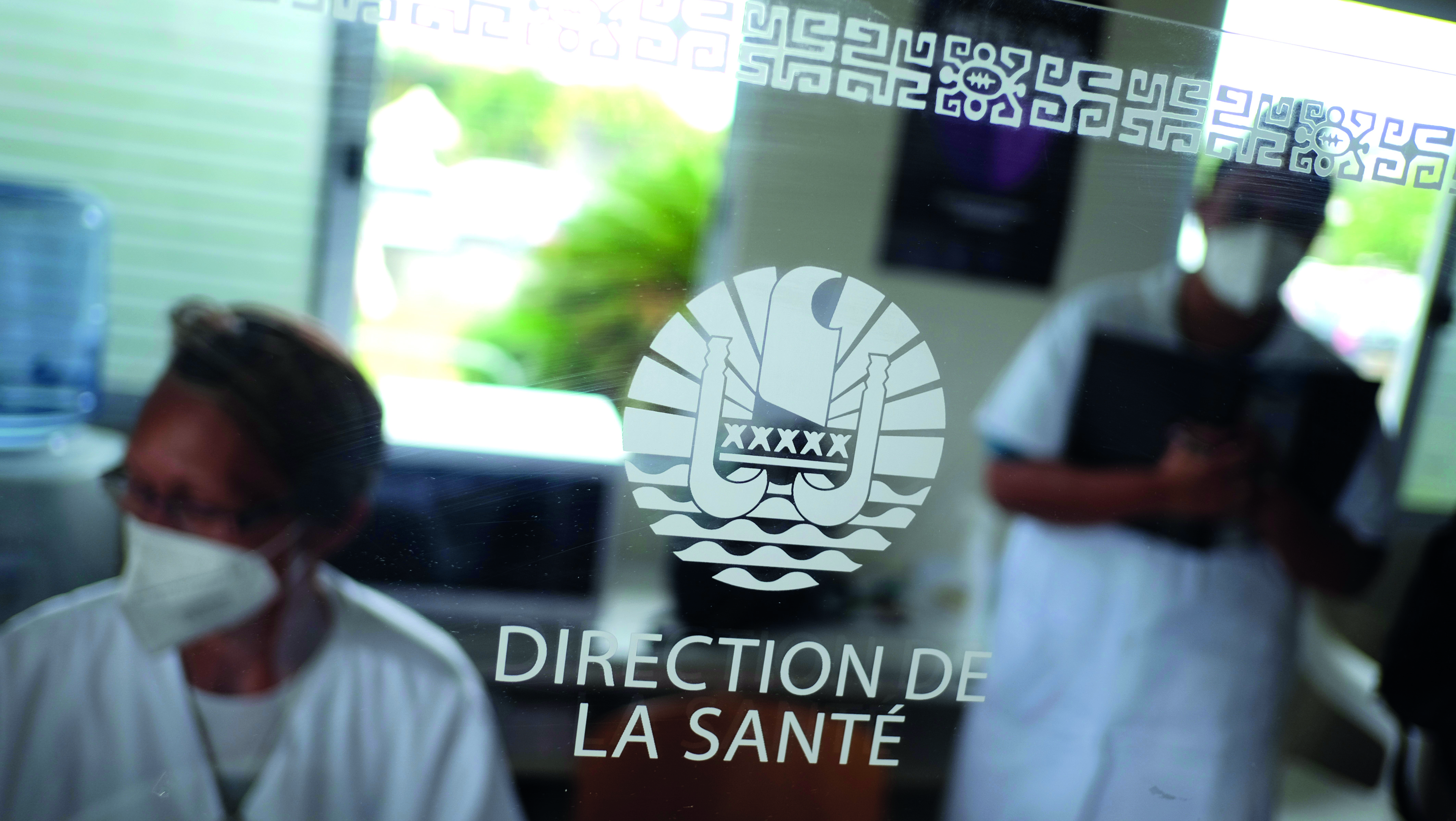 Le dernier bulletin fait état d’un “nombre hebdomadaire de premières injections (…) en diminution” depuis la mi-mai, alors que la collectivité n’a pas connu de rupture d’approvisionnement et s’appuie même aujourd’hui sur des livraisons régulières garanties par l’Etat.