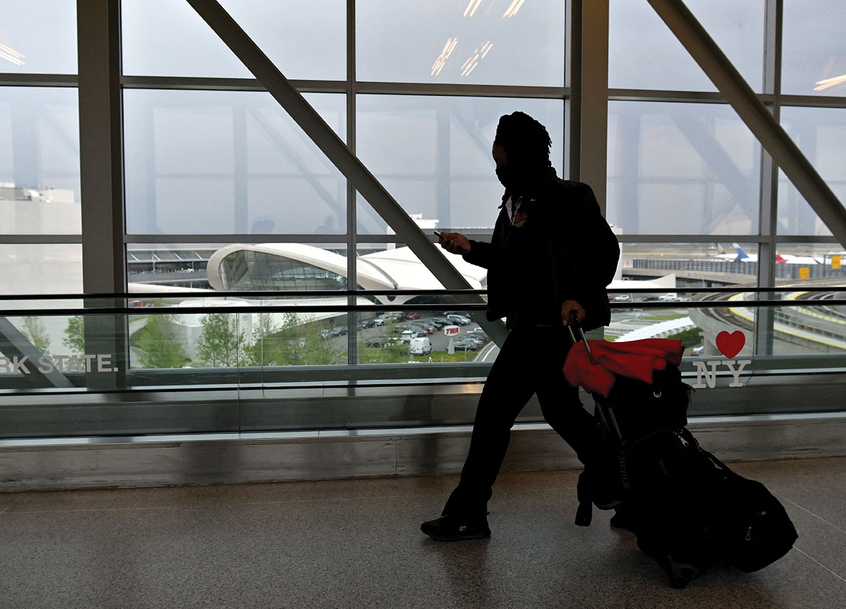 Premiers pas mesurés des Etats-Unis vers une reprise des voyages internationaux