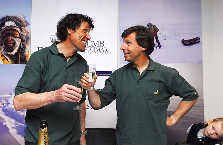 Avec son compatriote Alain Hubert (gauche), Dixie Dansercoer (droite) avait réussi l'exploit de traverser l'Antarctique du nord au sud, entre novembre 1997 et février 1998,