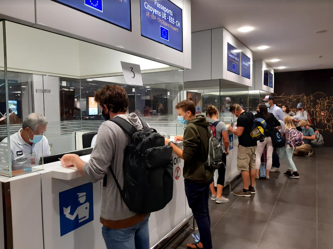 Levée des motifs impérieux : le détail des nouvelles conditions de voyage