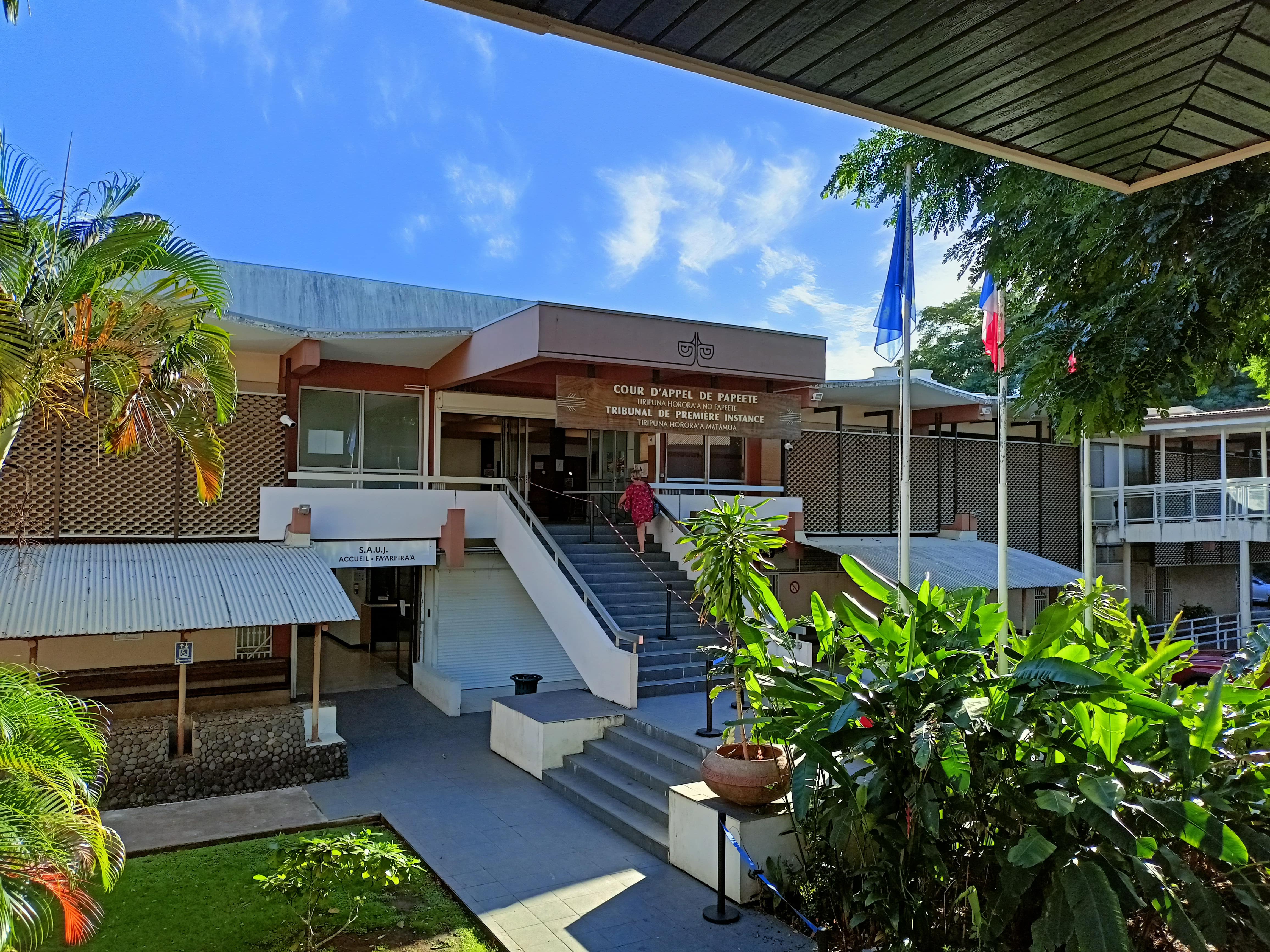 Mandat d'arrêt contre Edwin Turi