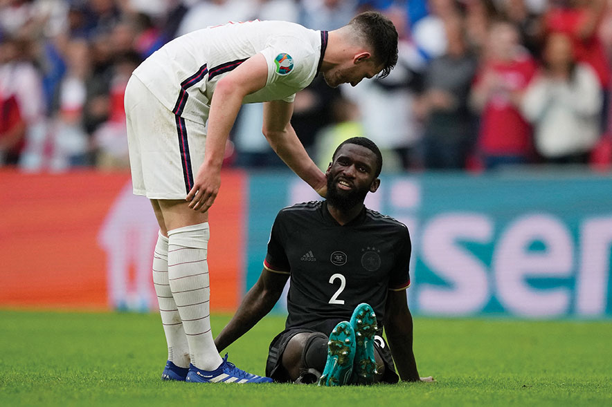 L'Angleterre séduit et envoie l'Allemagne au tapis