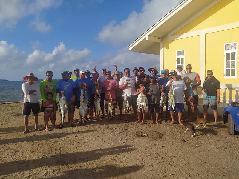 Philipi Teriiharua remporte le dernier concours de pêche lagonaire