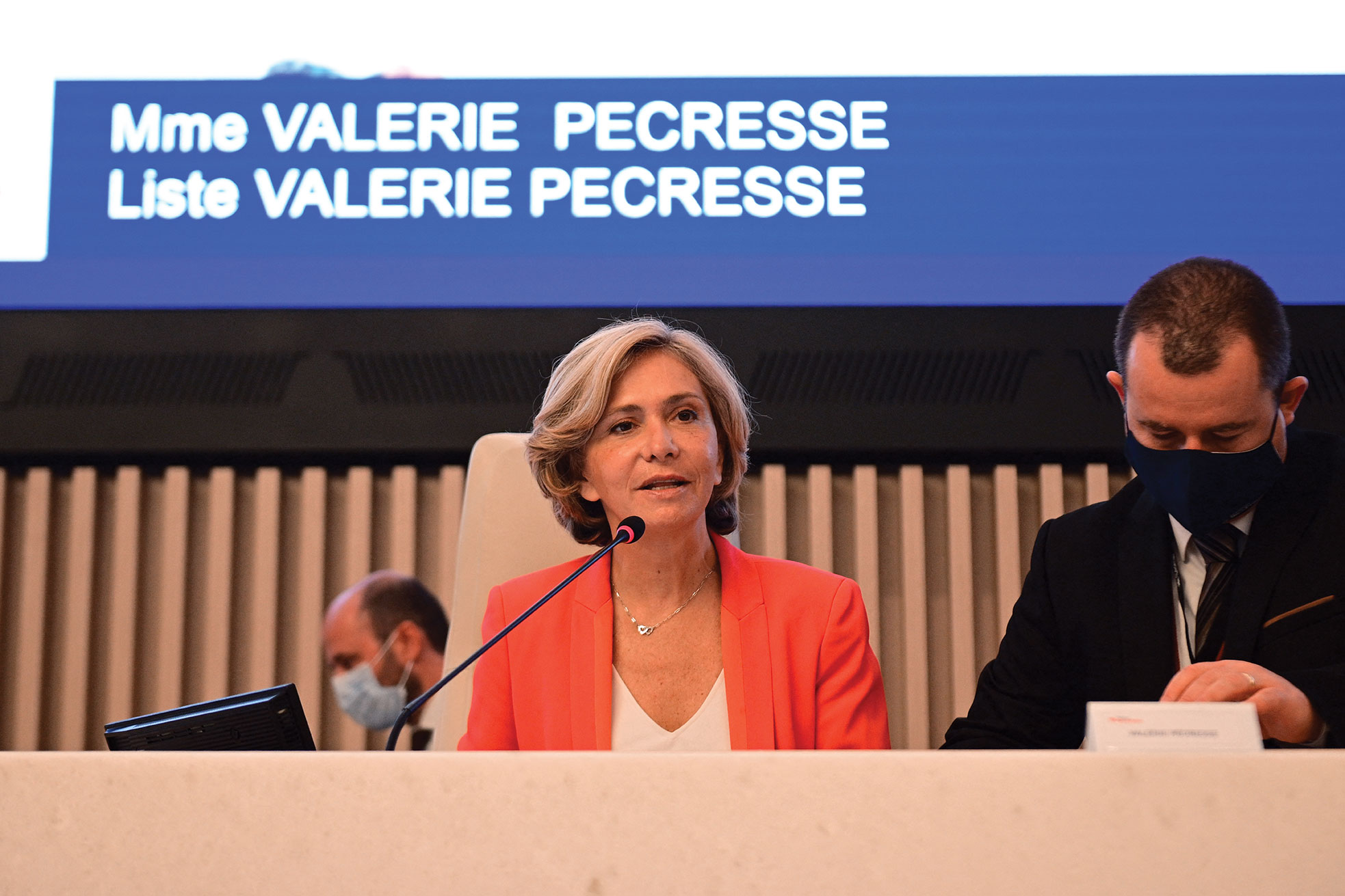 Présidentielle: les choses sérieuses commencent à droite