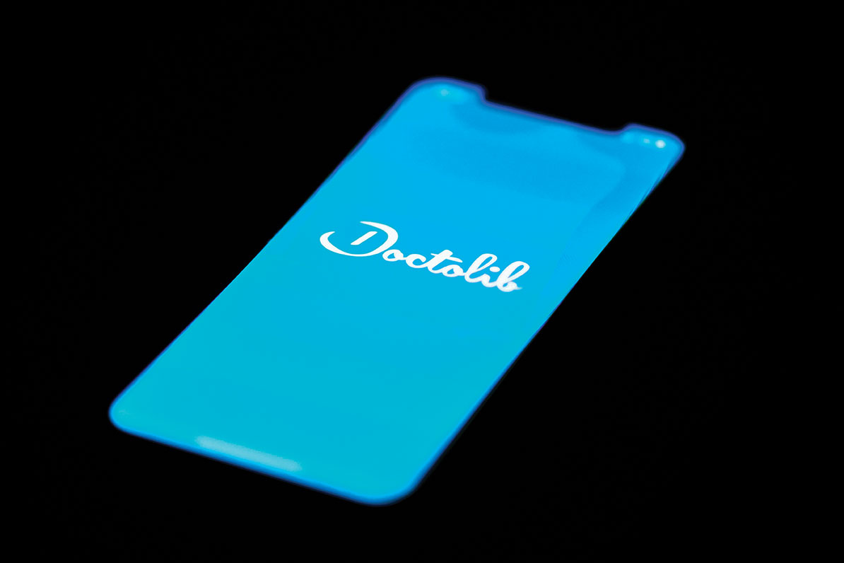 Ruée sur la vaccination sous l'effet du pass sanitaire étendu par Macron