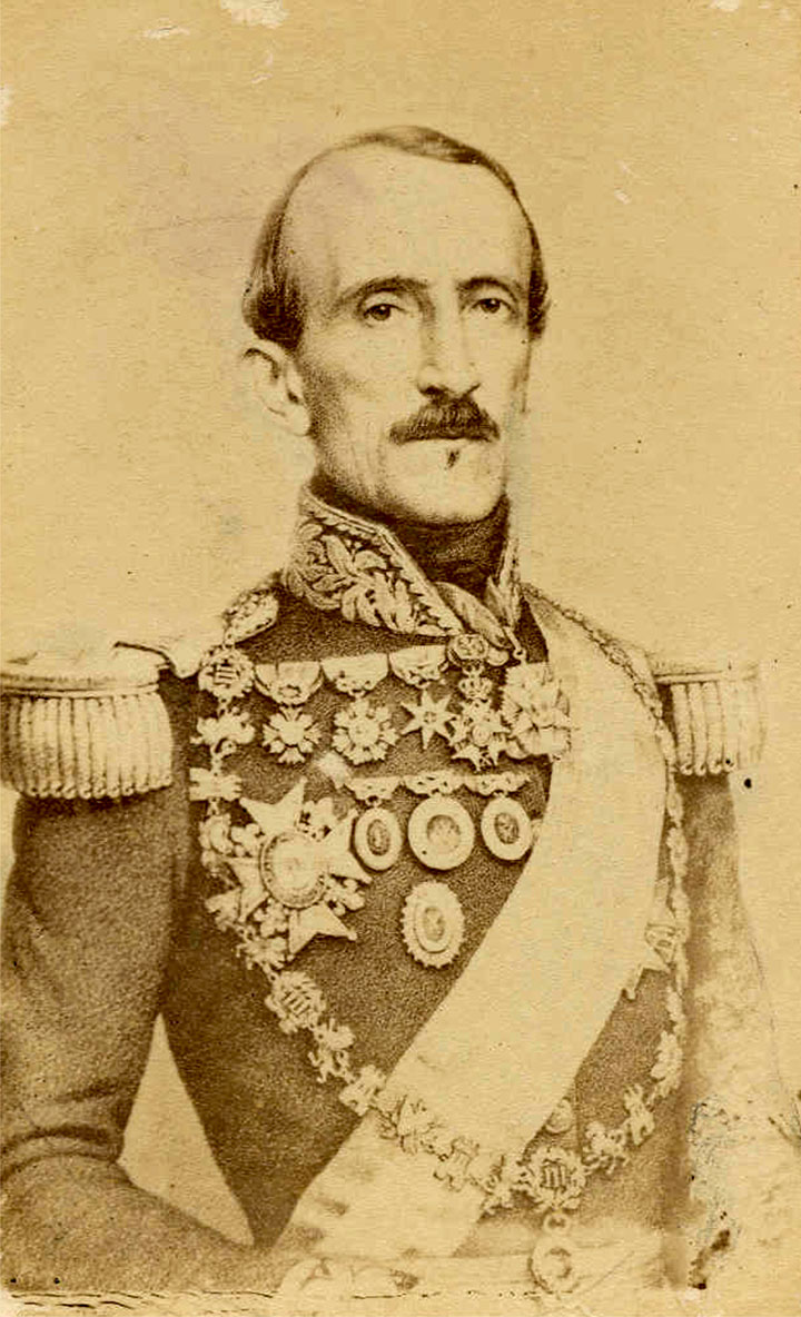 Le premier président de la république équatorienne, Juan José Florez, orthographié également Florès.