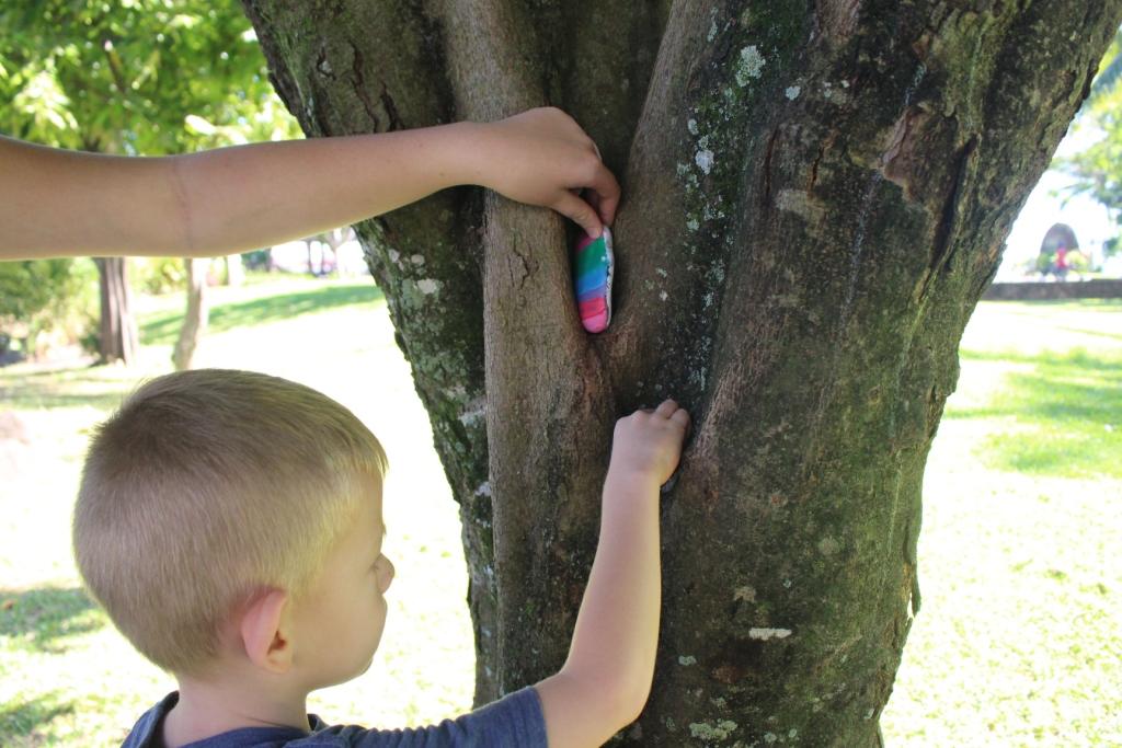 À la recherche des pierres cachées
