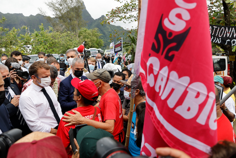 Macron et 193, le dialogue inattendu