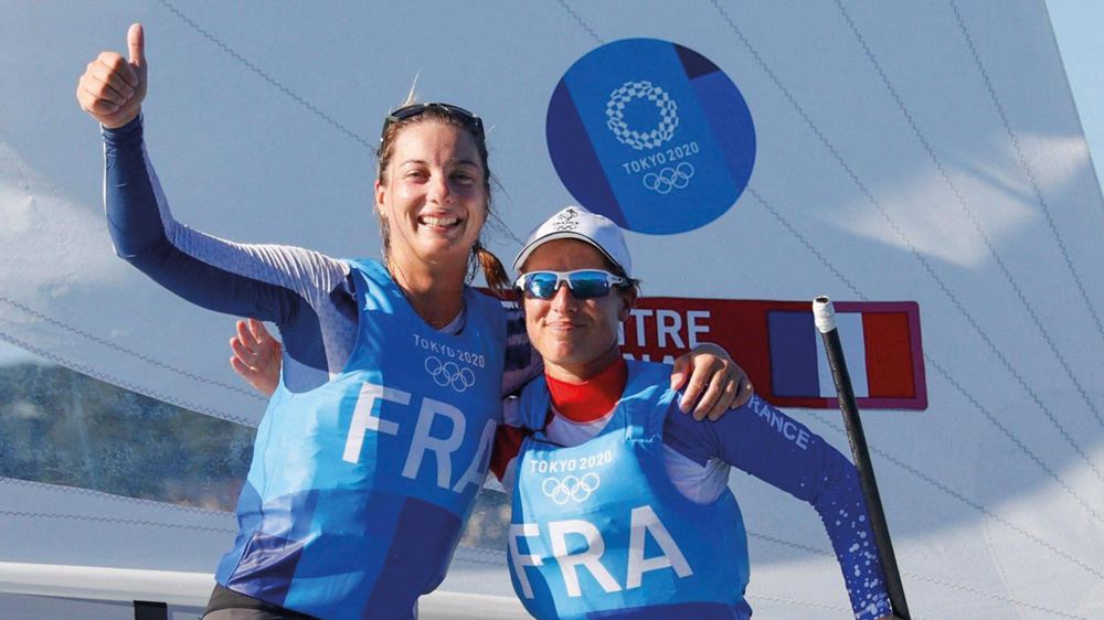 Voile : Lecointre et Retornaz en bronze