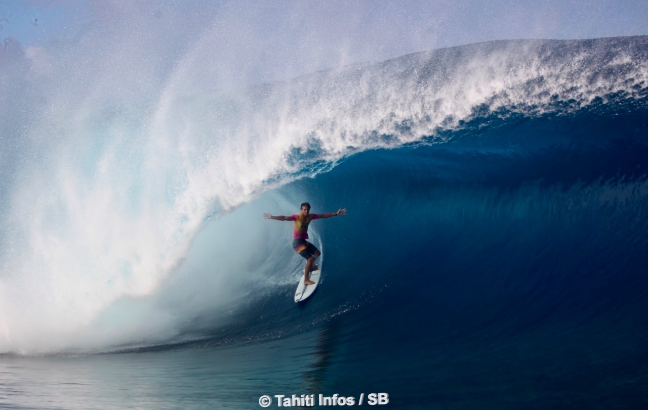 Les Trials à Teahupoo devaient débuter ce vendredi dans des conditions dantesques, comme celles qui ont permis à Kauli Vaast de remporter les Trials en 2019.