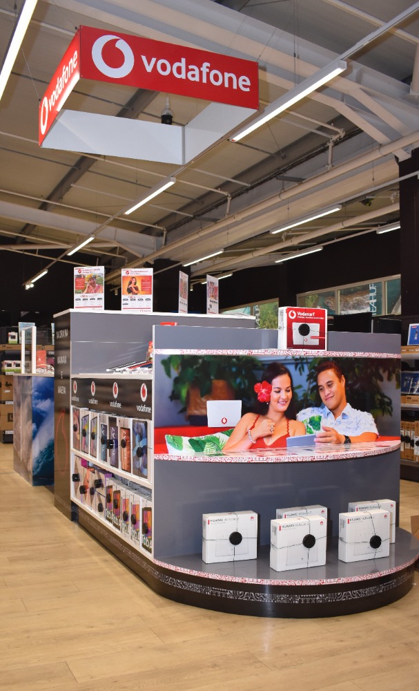 A l’exception du paiement des factures, ce nouveau stand offre tous les services d’une boutique Vodafone.