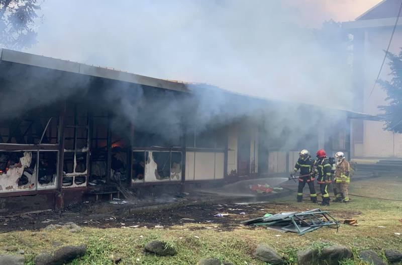 Un incendie détruit un local d'archives à Pirae