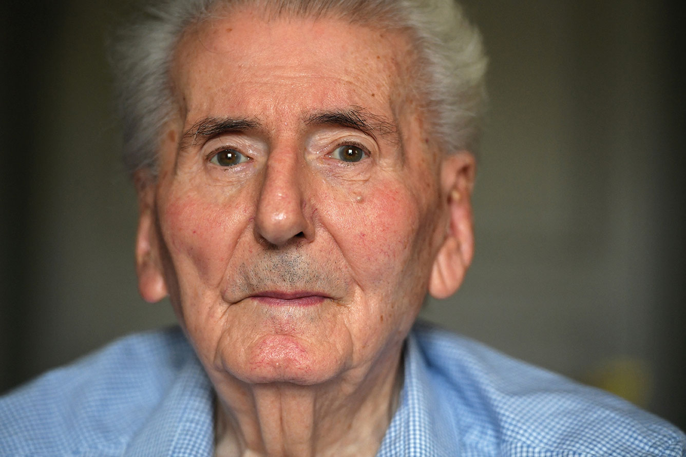 CHRISTOPHE ARCHAMBAULT / AFP