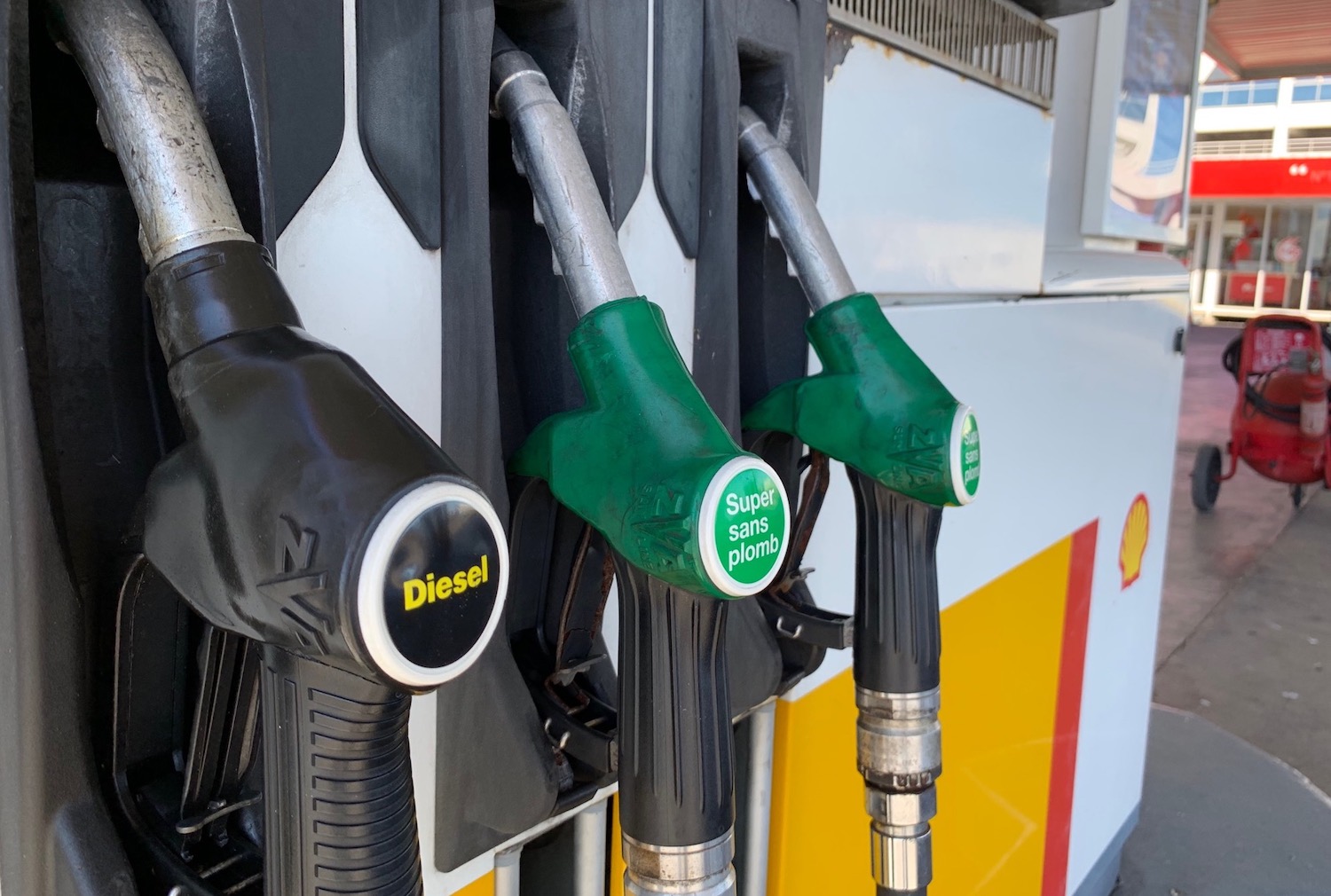 ​Le litre d'essence va augmenter de 10 Fcfp au 1er novembre