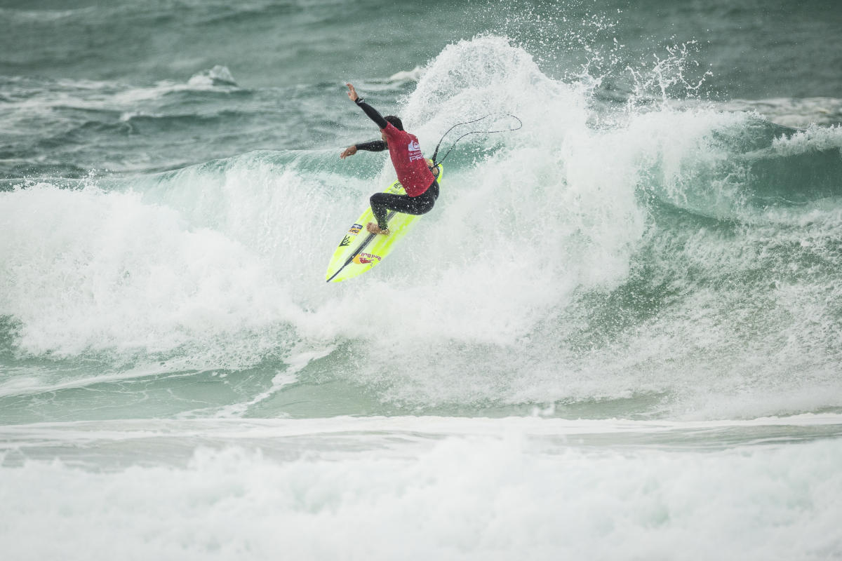 Photo : Damien Poullenot/World Surf League