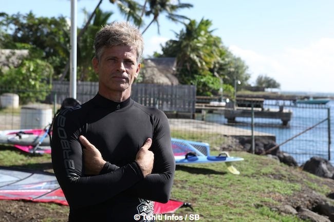 ‘Funboard’ : le coup de vent fait des heureux à Punaauia !
