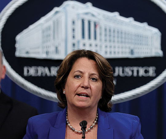 JONATHAN ERNST / POOL / AFP