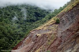 Glissement de terrain en Papouasie : 9 morts, selon les premiers bilans