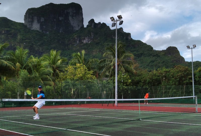 Le tournoi interne du tennis club de Bora Bora a débuté le 8 novembre. Il durera 4 semaines et accueillera 41 matchs. (©Tennis Club de Bora Bora)
