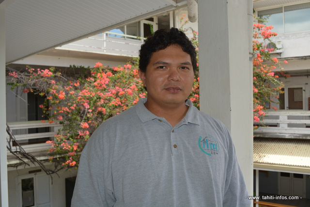 Limb  K. Hapairai, jeune docteur en entomologie. Après sa thèse effectuée à l'Institut Louis Malardé de Tahiti durant ces trois dernières années, il va rejoindre l'Australie pour un cursus de post doctorant pour deux ans.
