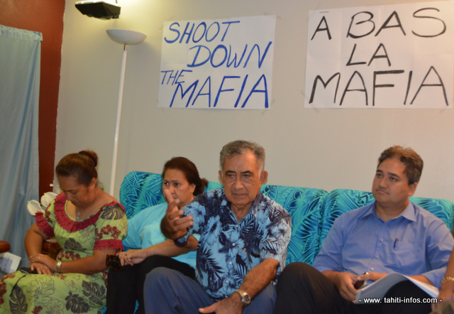 Lors de la conférence de presse de l'UPLD ce vendredi matin.