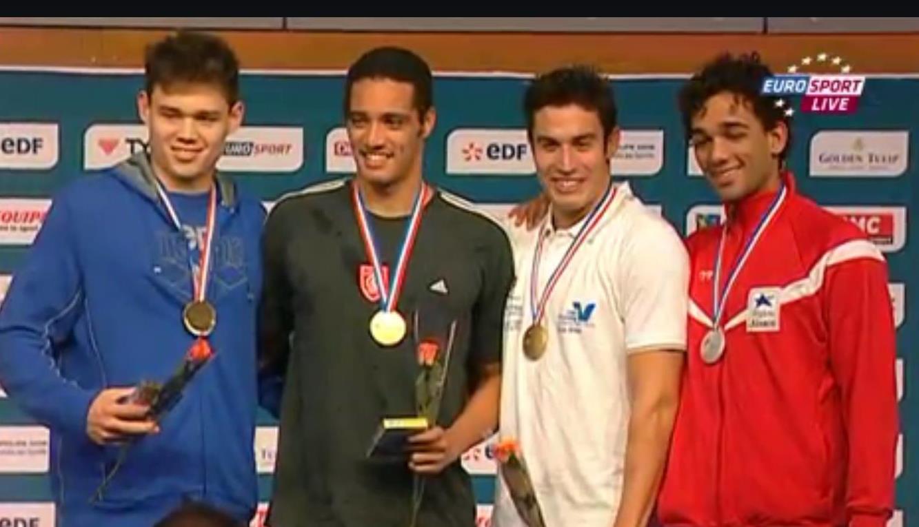 Championnats de France de Natation: Rahiti DE VOS remporte 2 médailles (Or et Bronze) lors de la 1ère journée 