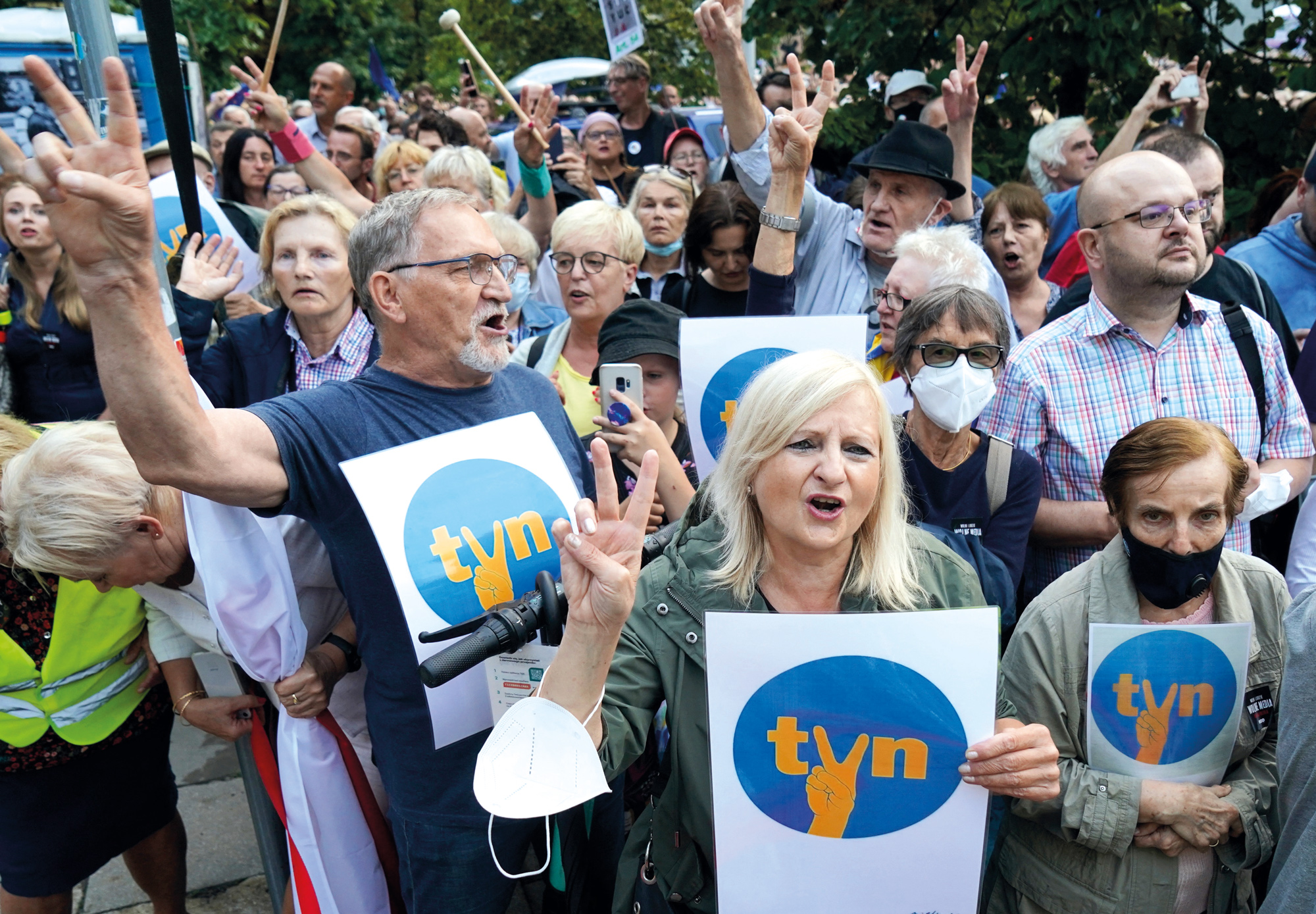 Pologne : Un veto présidentiel à une loi sur les médias