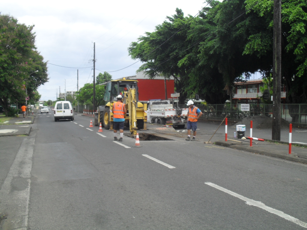 Eau potable 2014 : Des travaux pour la pose de 11 hydro-stabilisateurs à Pirae