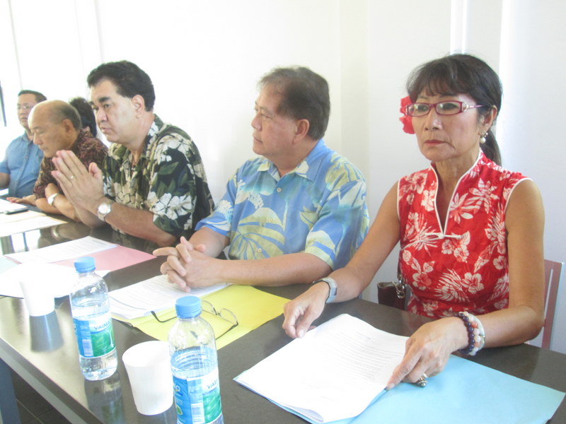 Jeannette Boissin, Clet Wong et Stéphane Chin Loy, lors de la conférence de presse.